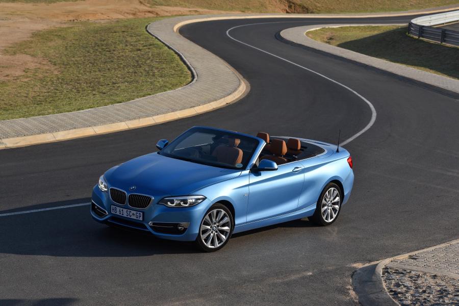  BMW 220i Convertible Luxury Line (F23) 2017 года  (ZA) (фото 3 из 10)